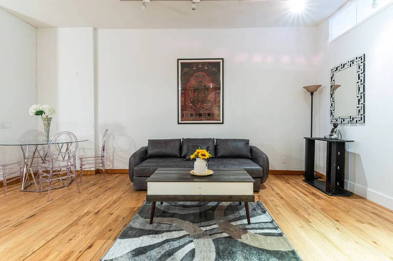 Entire apartment, Lovely 4br Apt In Downtown Tribeca! in Manhattan, New York City