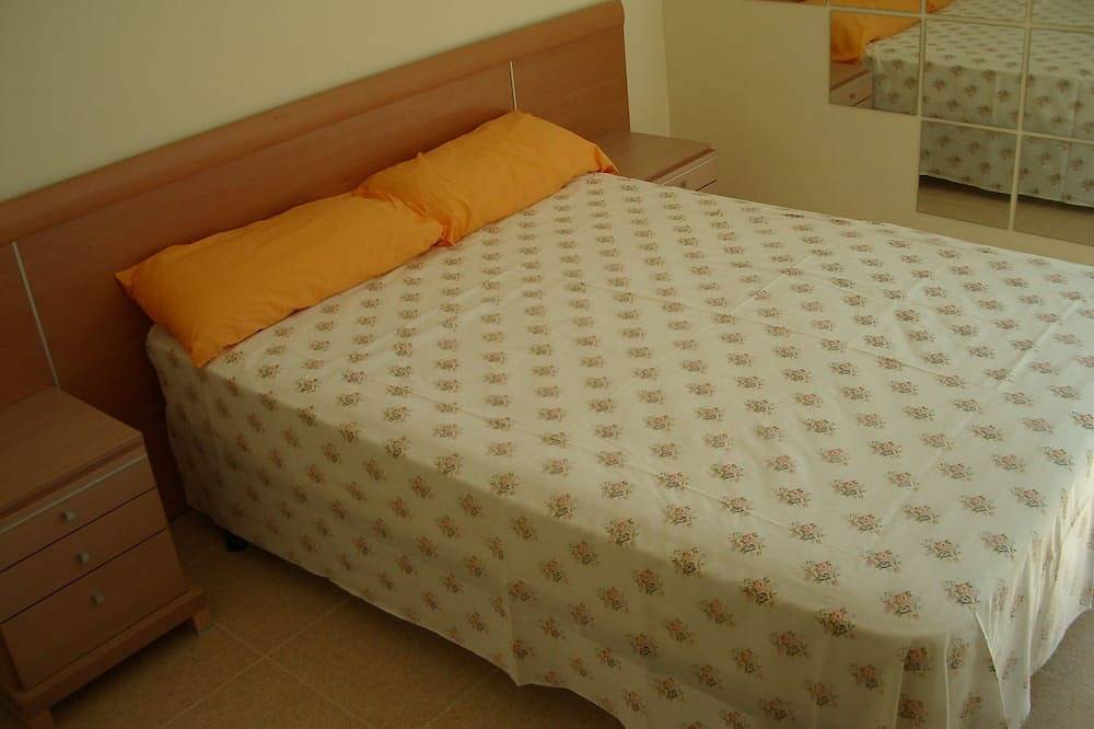 Apartamento entero, Moderno Atico-Duplex Frente Al Mar in El Puig, Costa de Valencia