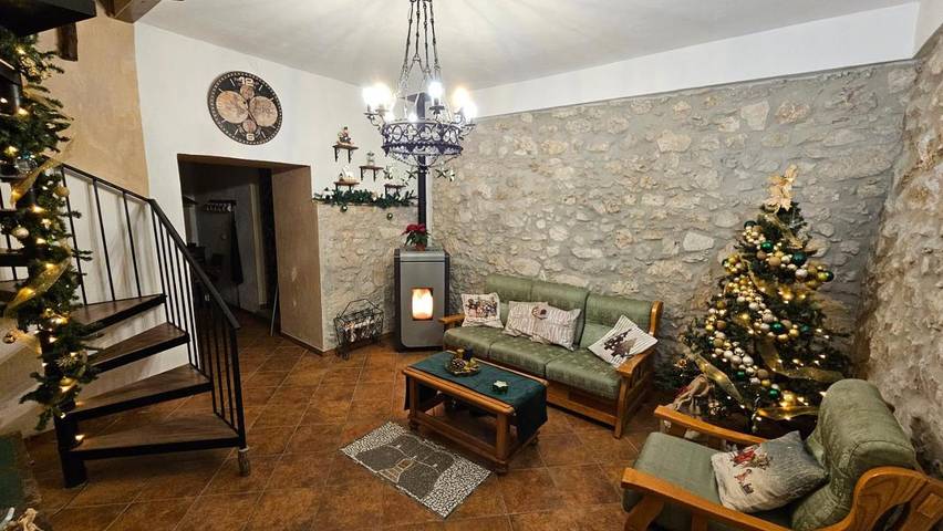 Casa vacanza per 6 persone, con Balcone e Terrazza nonché Giardino e Panorama a Cerreto Sannita
