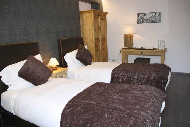 Hôtel pour 2 personnes, avec Terrasse à Monthey - 3