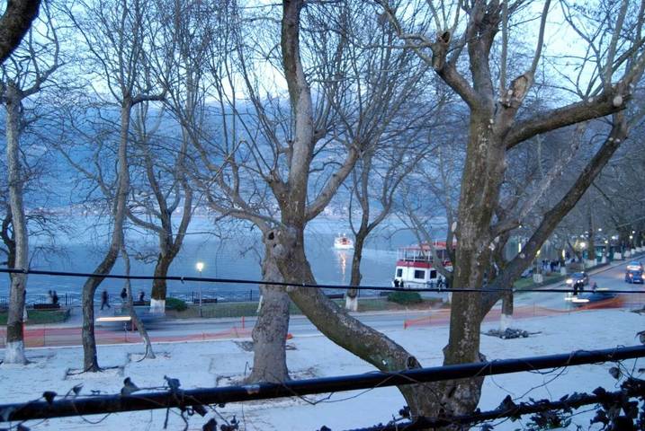 Apartament wakacyjny dla 6 osób, z widok i taras oraz widok na jezioro w Janina regionalna Preweza