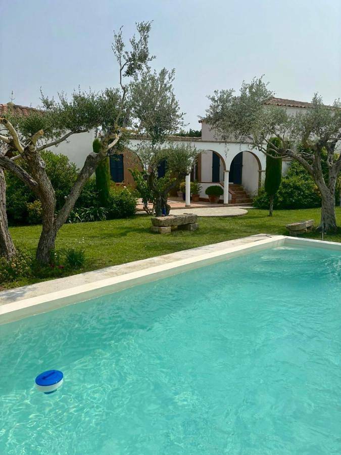 Location de vacances pour 8 personnes, avec jardin et piscine à Saint-Nazaire-de-Pézan - 2