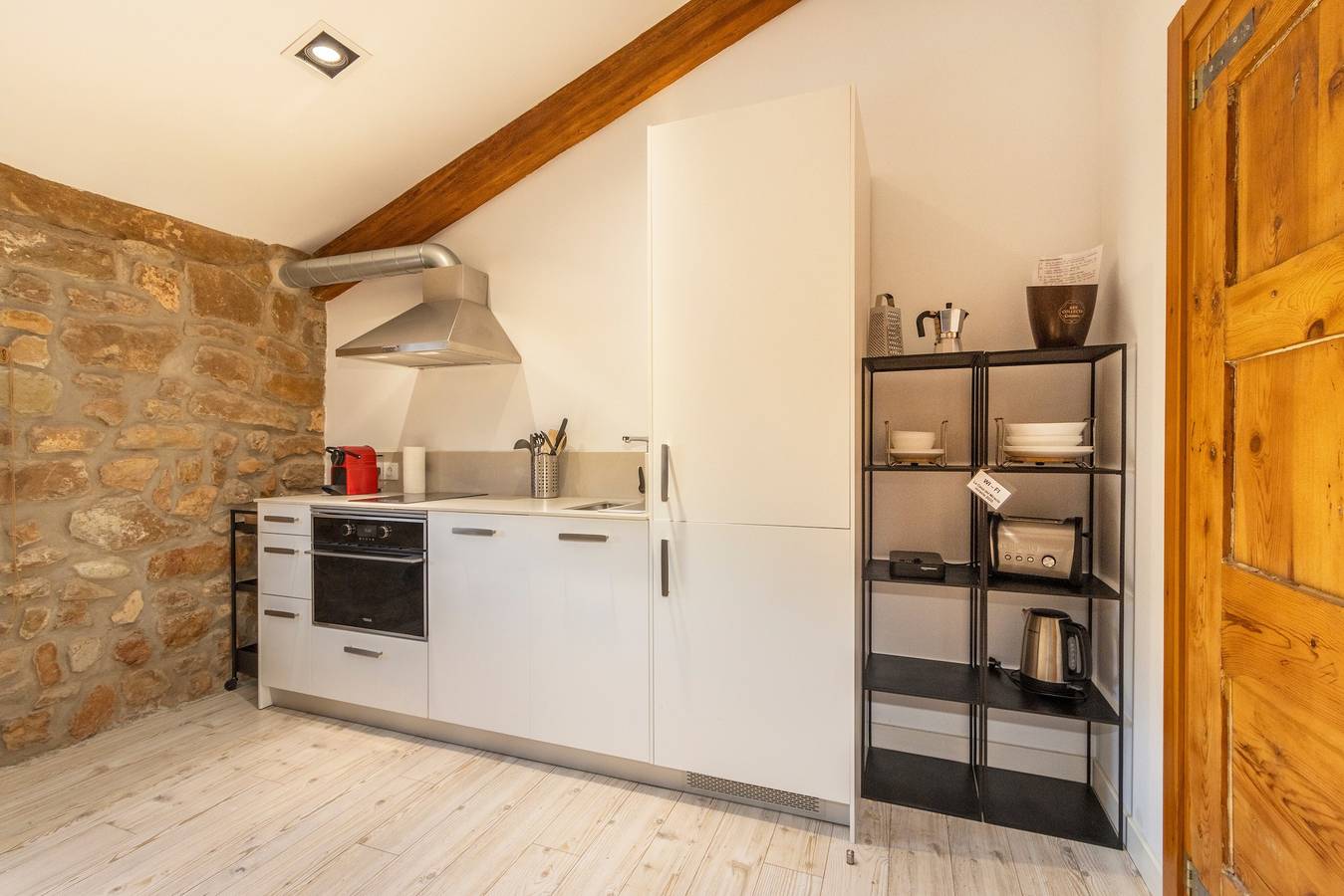 Apartamento entero, Apartamento 'Àtic 1' con terraza privada, Wi-Fi y aire acondicionado in Balaguer , Noguera