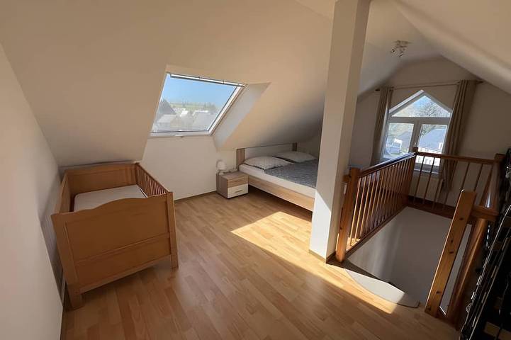 Ferienwohnung für 6 Personen, mit Balkon und Garten in Oelsnitz/Erzgebirge - 2