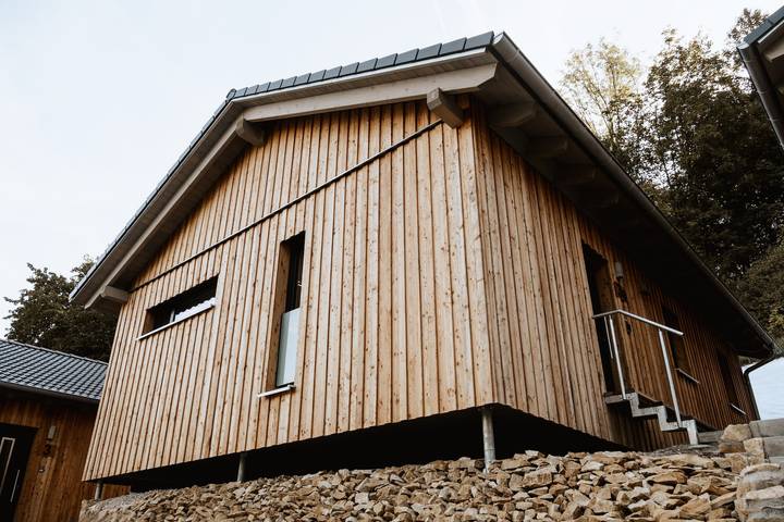 Ferienhaus 'Jura-Alm I Ruhe-Natur-Whirlpool' in Pommelsbrunn, Frankenalb