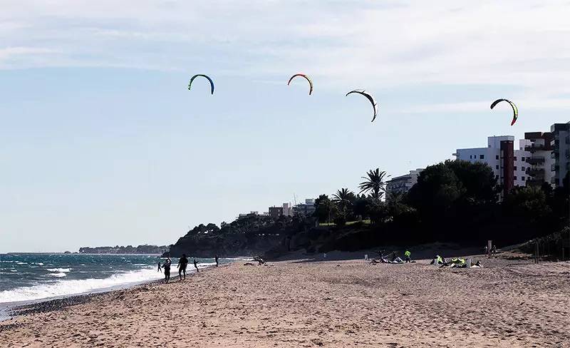 Mobil-home marino 3 estancias 4 personas Climatizado in Montroig, Costa Dorada