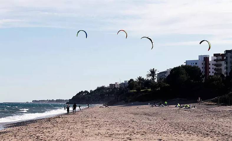 Wohnwagen für 4 Personen, mit Terrasse an der Costa Dorada - 4