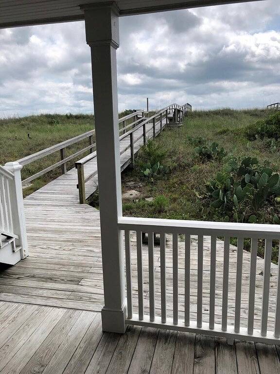 Vacation house for 8 people, with balcony in North Carolina