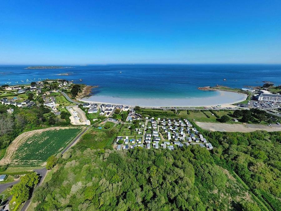Flower Camping le Mat - Unterkunft 2 personen - Cottage Standard 12 m² - Terrasse in Trévou-Tréguignec, Rosa Granitküste