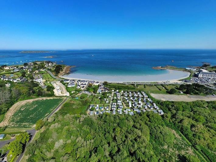 Camping pour 2 personnes, avec bassin pour enfant en Cotes-d'Armor
