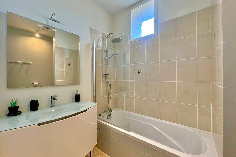 Appartement entier, Domaine de la Source, Nature & piscine à Uzès in Uzès, Région de Nîmes