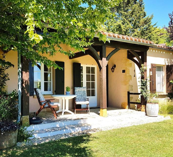 Casa vacacional 'Frances Field en Domaine de Leygue' con Wi-Fi in Bourniquel, Périgord Pourpre