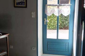 Location de vacances pour 5 personnes, avec jardin, animaux acceptés dans Louchy-Montfand