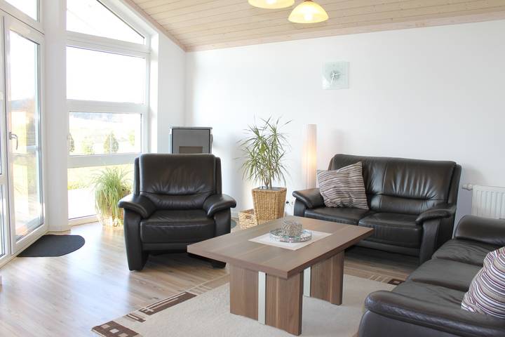 Ferienhaus für 6 Personen, mit Balkon und Terrasse sowie Garten und Sauna in Grömitz - 2