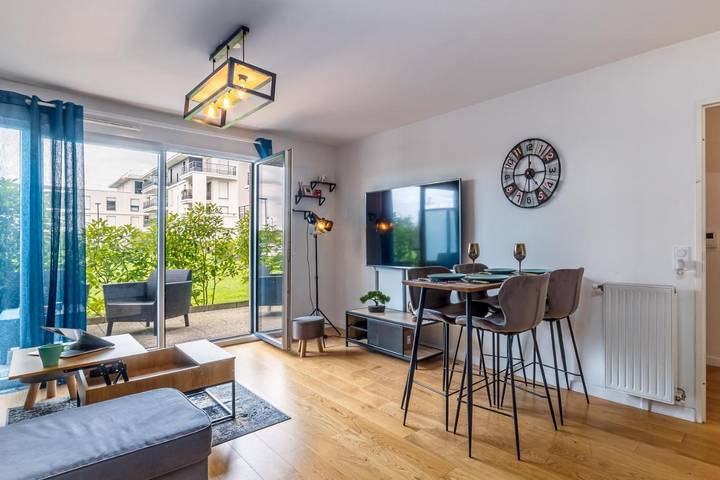 Gîte pour 4 personnes, avec terrasse et vue à Ferrières-en-Brie