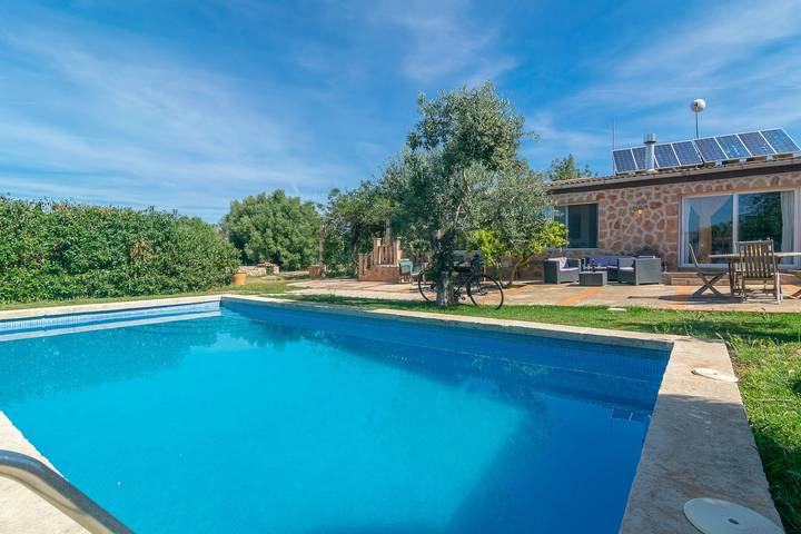 Casa de férias 'Son Blau' com piscina privada e vistas para a montanha in Llucmajor, Majorca (Sul)