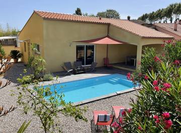Location de vacances pour 8 personnes, avec piscine ainsi que terrasse et jardin à Montesquieu-des-Albères