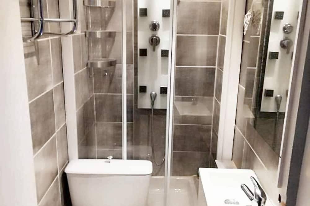 Appartement entier, Homerez - Studio à Puget-Théniers in Puget-Théniers, Région de Nice