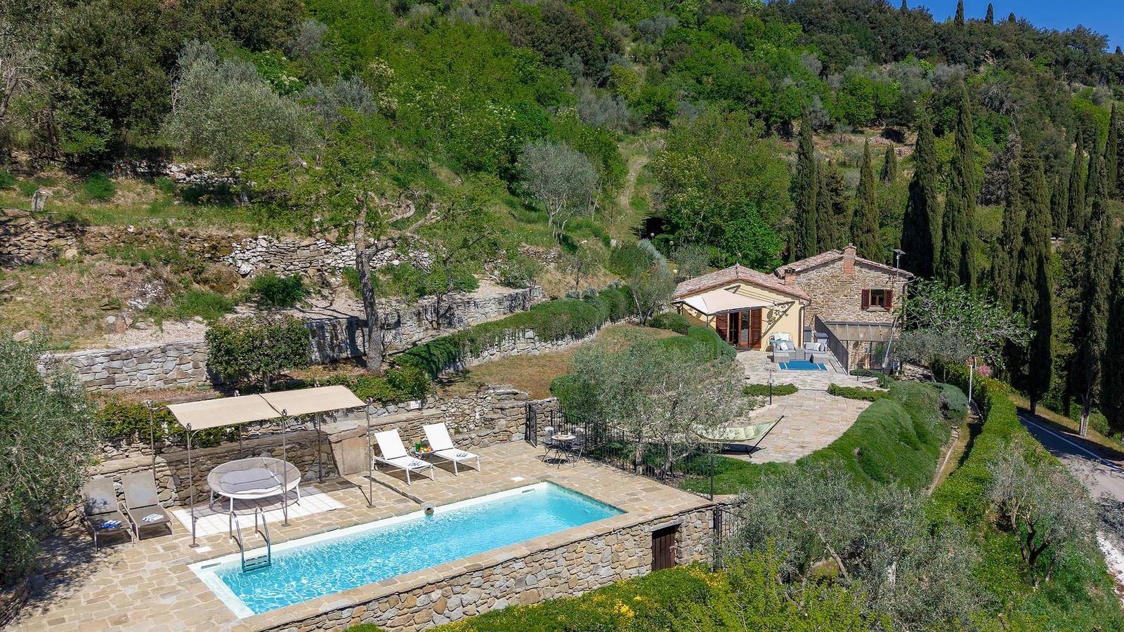 Villa for 4 People in Torreone, Arezzo Province
