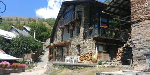 Gîte pour 5 personnes, avec terrasse, animaux acceptés à Mizoën