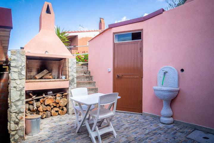 Apartamento entero, Corsari Verrazzano 7 Ca in Torre dei Corsari, Arbus (Municipio)