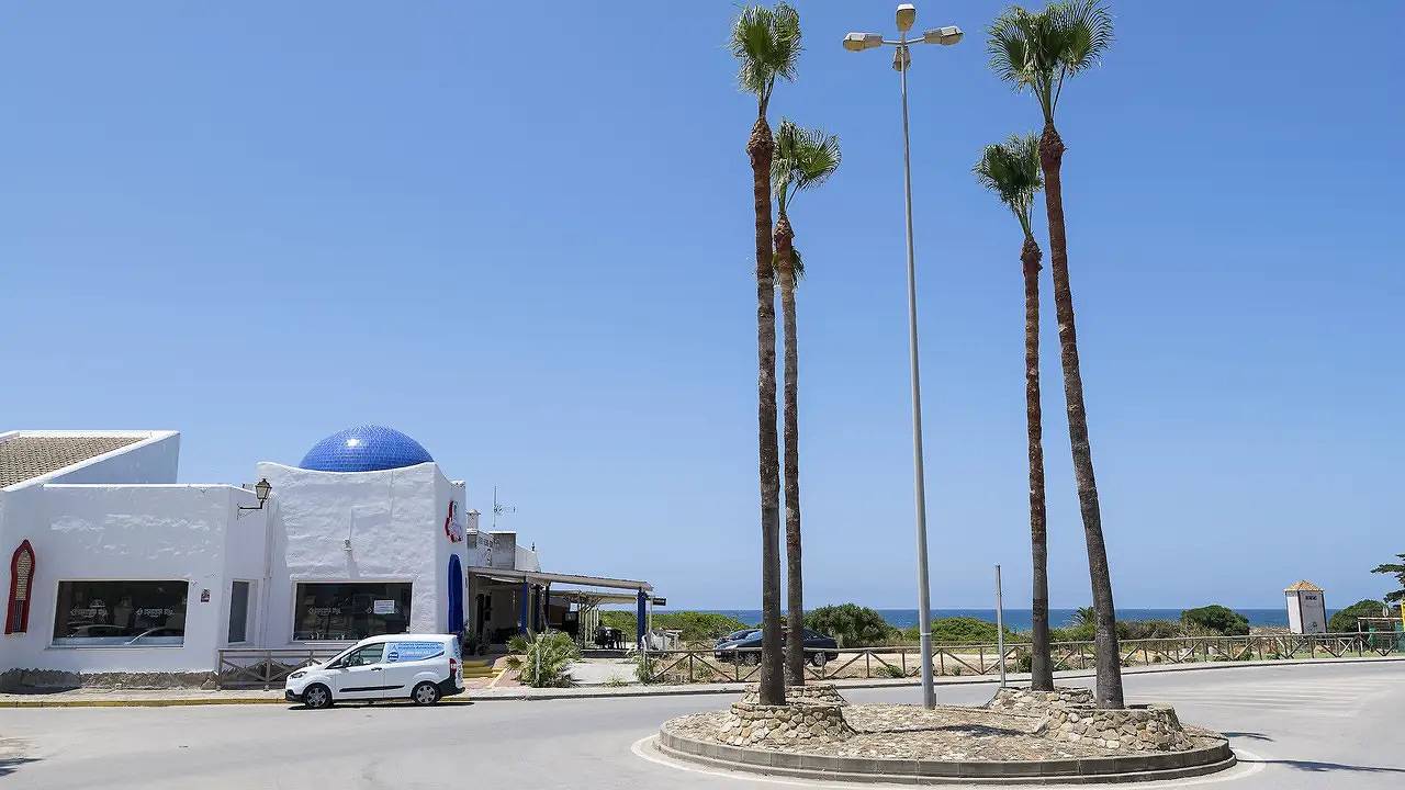 Apartamento vacacional entero, Apartamento de vacaciones para 6 personas con piscina in Playa de Atlanterra (Barbate), Tarifa