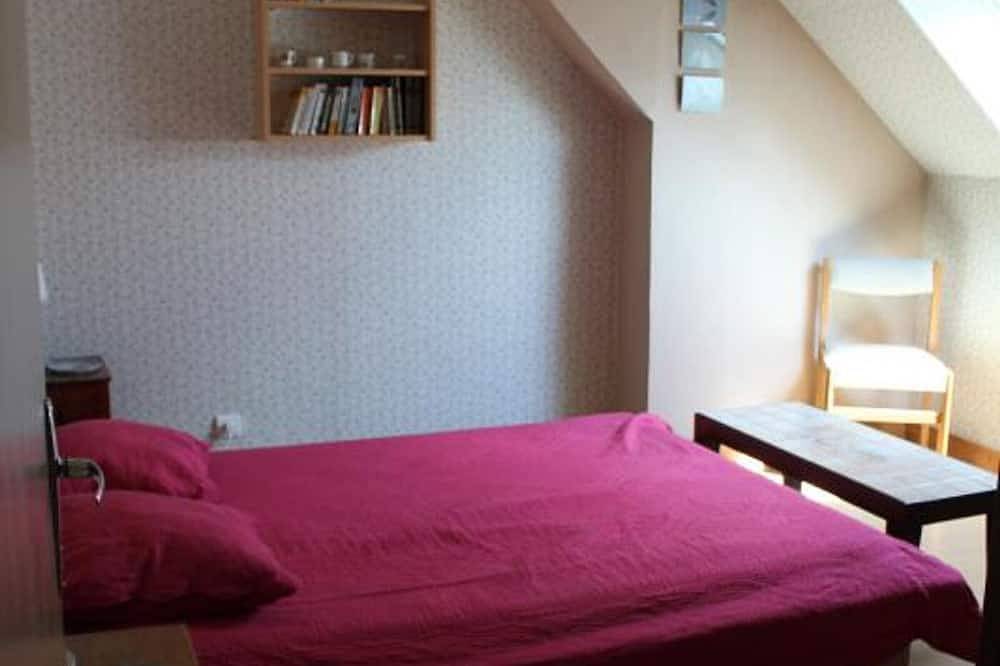 Maison rénovée en Sologne avec grand jardin, 3 chambres, proche Chambord et Zoo de Beauval in Neung-sur-Beuvron, Sologne