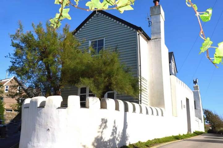 Holiday rental for 10 people, with Balcony and Terrace as well as Garden in Bantham