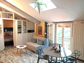 Gîte pour 5 personnes, avec balcon et vue, animaux acceptés à Coni