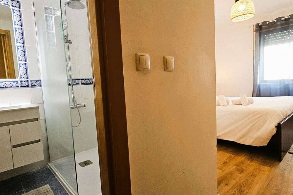 Ganze Wohnung, Modern 3 Bed Flat - Beaches, Expo & City Fun - Your Gateway to Lisbon in Montijo, Halbinsel von Setúbal