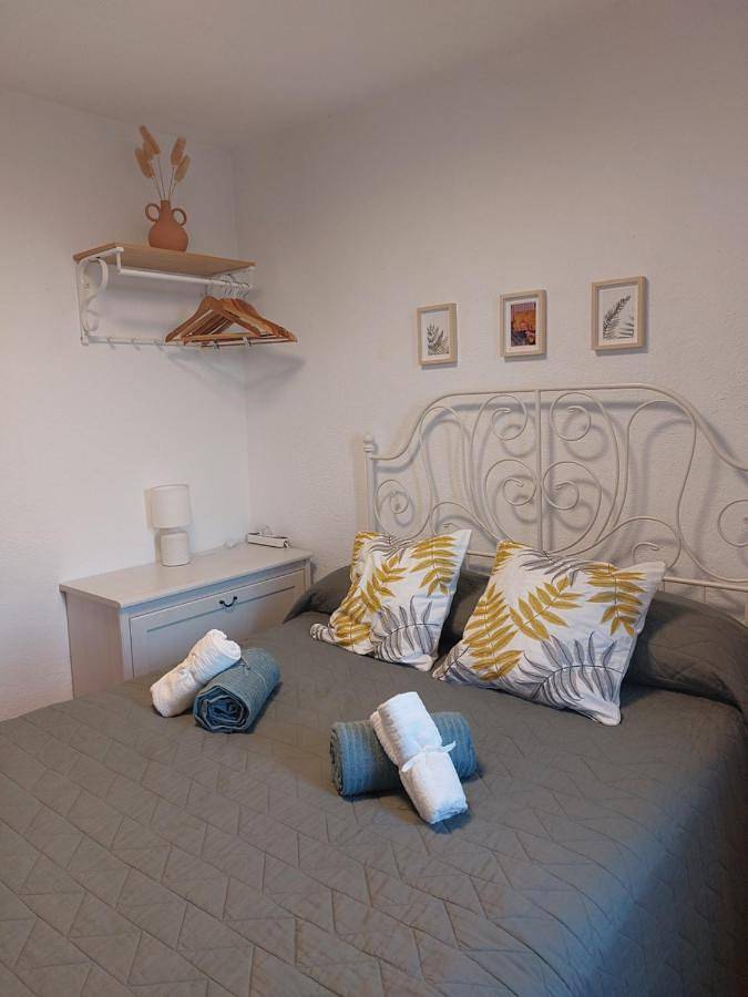 Casa rural con piscina para 6 personas, con Balcón y Terraza además de Jardín y Piscina en Bajo Penedés - 4