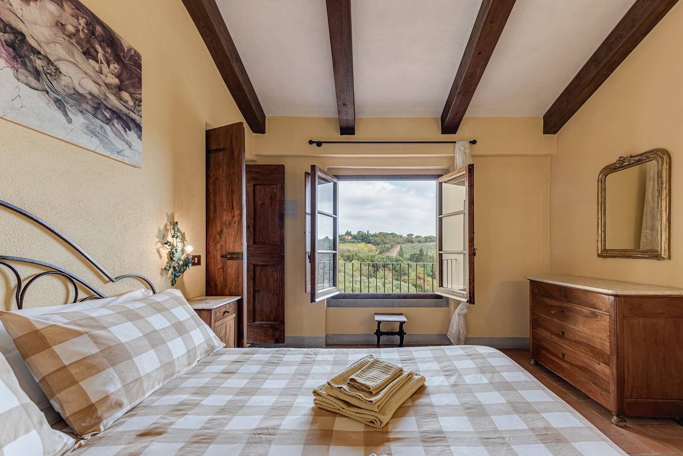 Agritourisme 'Il Pintello - La Lepre' avec piscine partagée, Wi-Fi et climatisation in Province de Florence