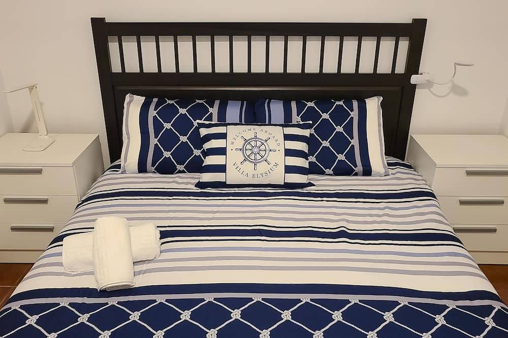 Upscale Villa with 5 bedrooms and 4 bathrooms.\n\n in São Miguel Island, Ginetes