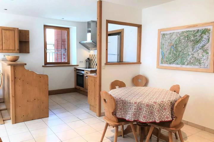 Appartement entier, Appartement très agréable tt confort, 66m². 2 chambres. 5 personnes. Beaufort - wifi inclus in Beaufort (Western Alps), Beaufort (Rhône-Alpes)
