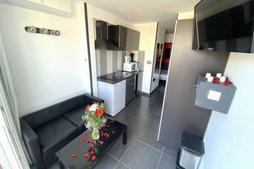 Gîte pour 2 personnes, avec balcon dans Plage Naturiste (Le Cap d'Agde)