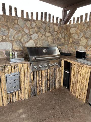 Glamping for 6 Guests in Virgin, Zion National Park, Picture 3