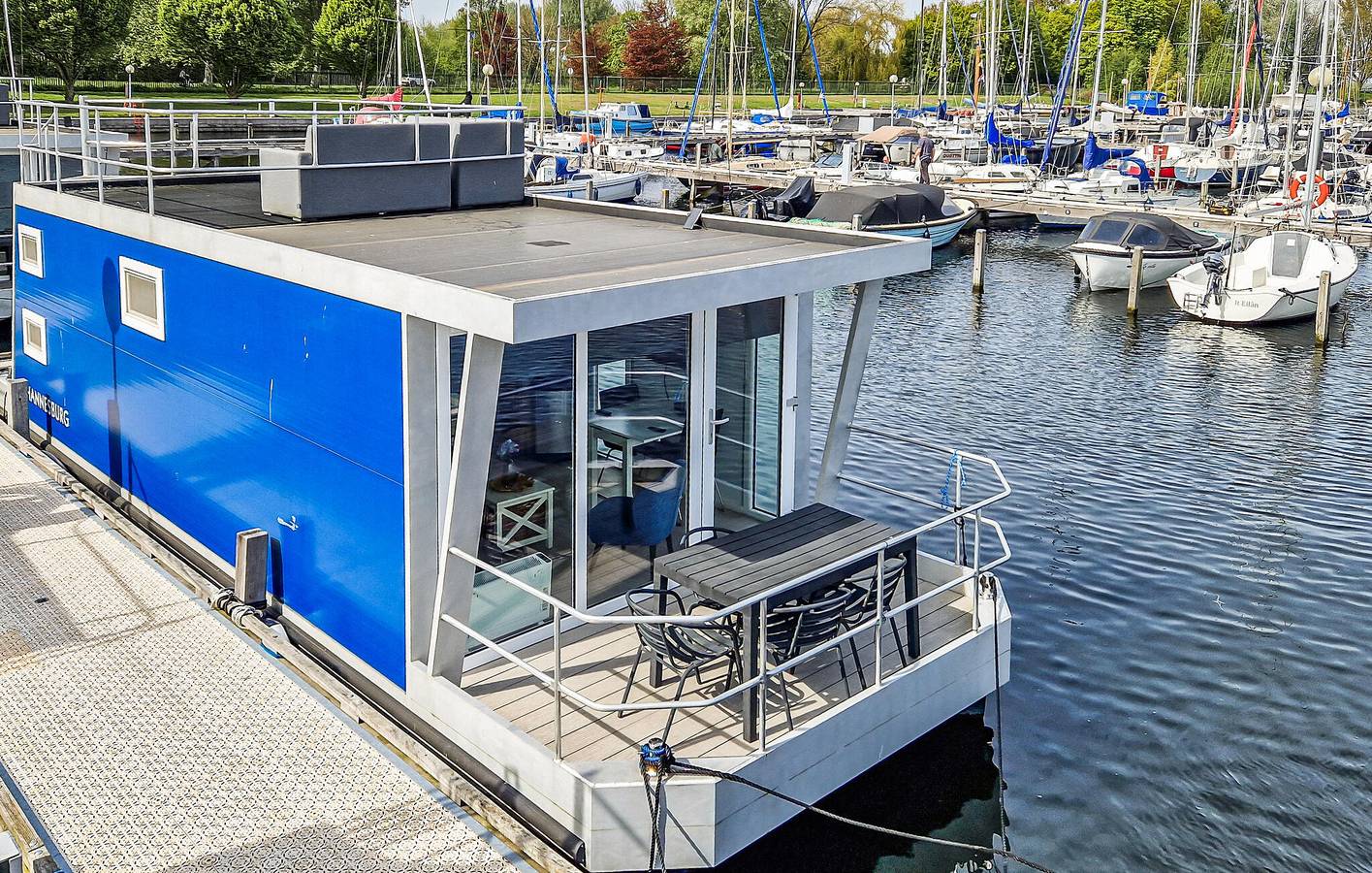 Hausboot für 5 Personen mit Terrasse in Naarden, Nordholland