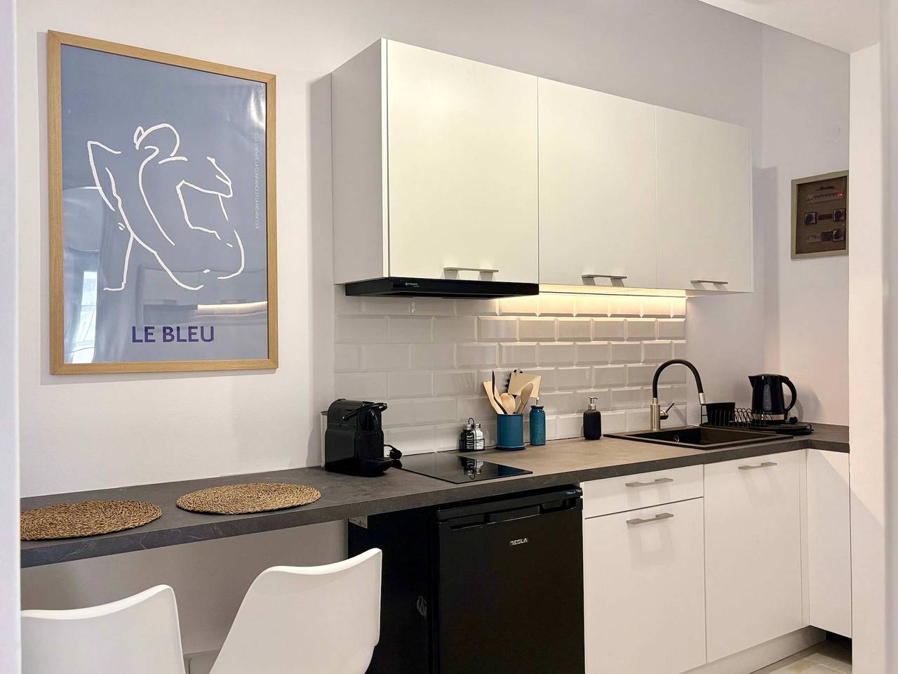Apartamento entero, Origins Iii | Modern Seaside Studio in Piso Livadi in Paros