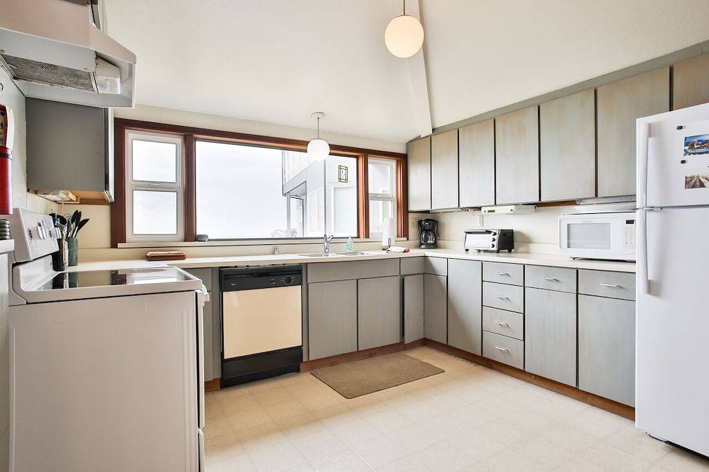 \"Abalone Alcove\" Billardtisch, Hottub, Ansichten, 2 Autominuten Strand!15% bis Mai! in Dillon Beach, California North Coast