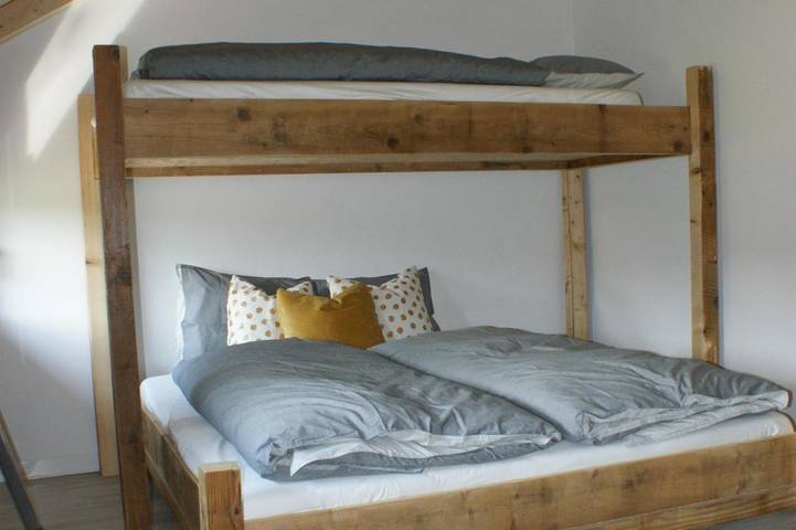 Location de vacances pour 6 personnes, avec vue et terrasse, adapté aux familles dans Canton du Jura - 2