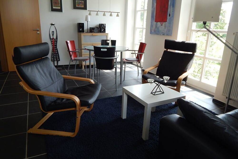 Ganze Wohnung, Ferienwohnung/App. für 2 Gäste mit 65m² in Zehna in Zehna, Mecklenburgische Seenplatte