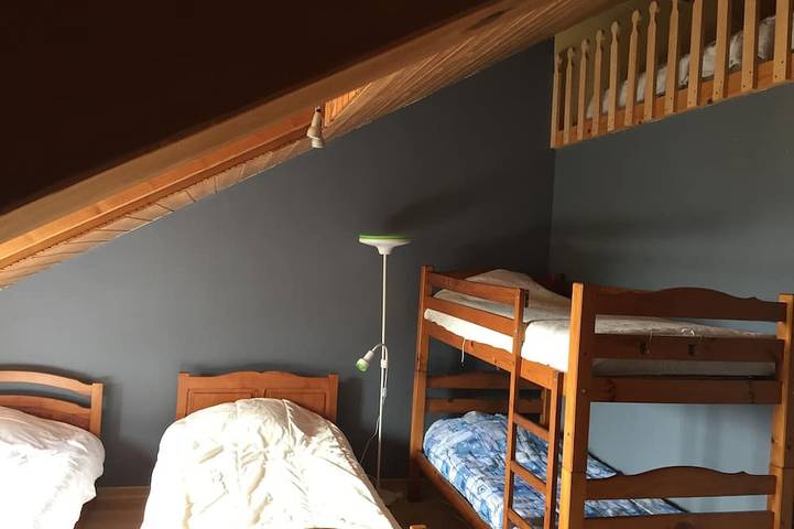 Location de vacances pour 12 personnes, avec terrasse et jardin à Chorges - 4