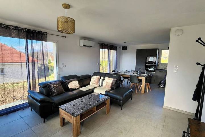 Location de vacances pour 6 personnes, avec jardin à Cany-Barville