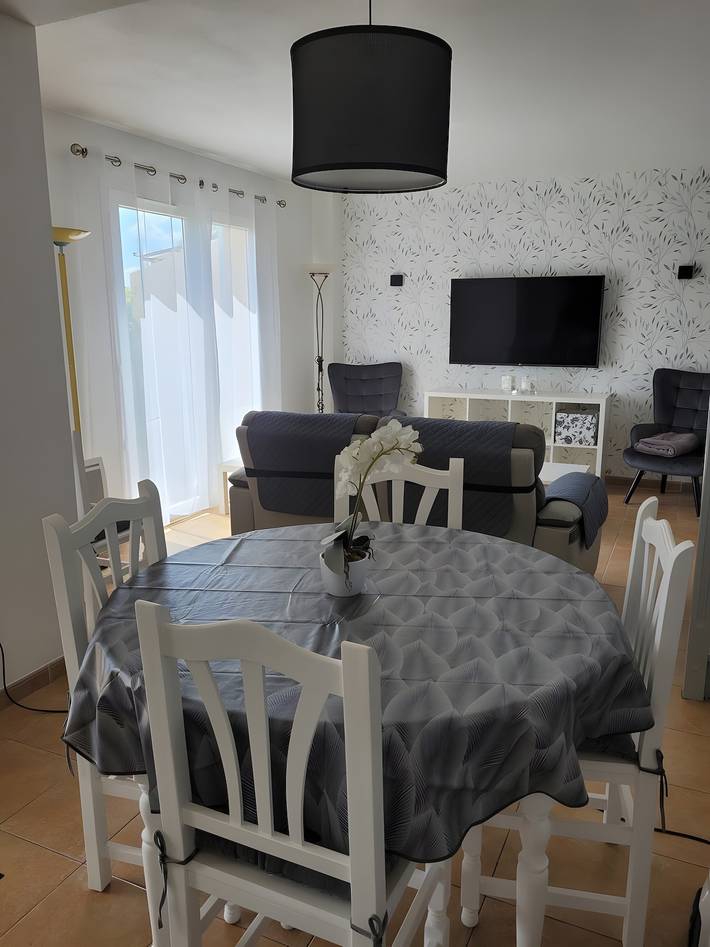 Location de vacances pour 6 personnes, avec jardin et bassin pour enfant, animaux acceptés à Homps - 3