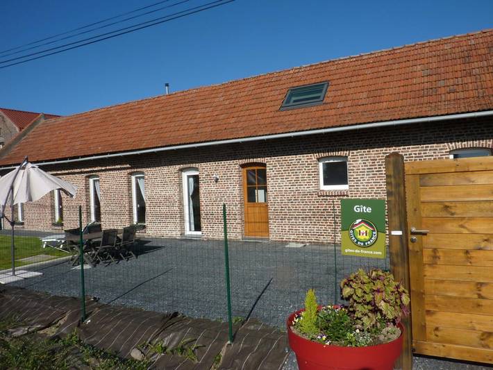 Gîte pour 4 personnes, avec Terrasse et Jardin dans Le Doulieu