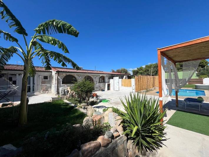 Villa für 4 Personen, mit Whirlpool und Pool sowie Terrasse, mit Haustier auf Sardinien - 2