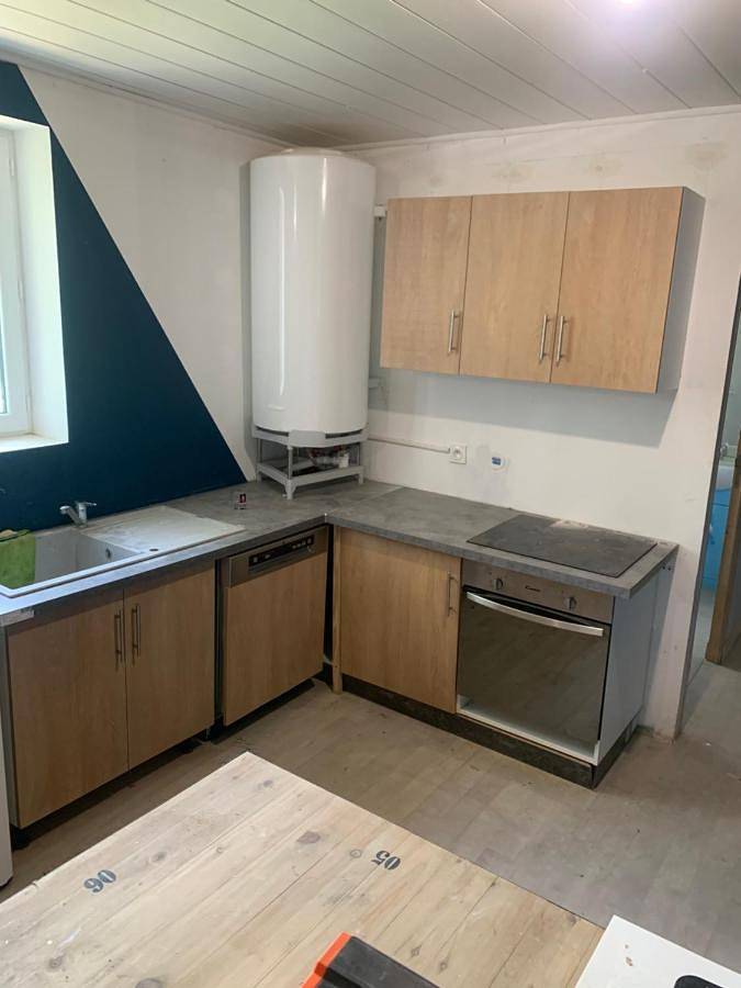 Two-Bedroom House in Saint-Ambroix, Parc national des Cévennes
