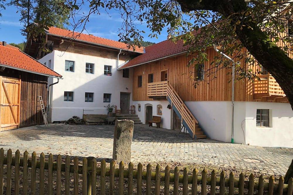 Ganze Wohnung, Modernes Appartement mit Küche, Wlan & Parkplatz in Haibach (Bayerischer Wald), Ostbayern