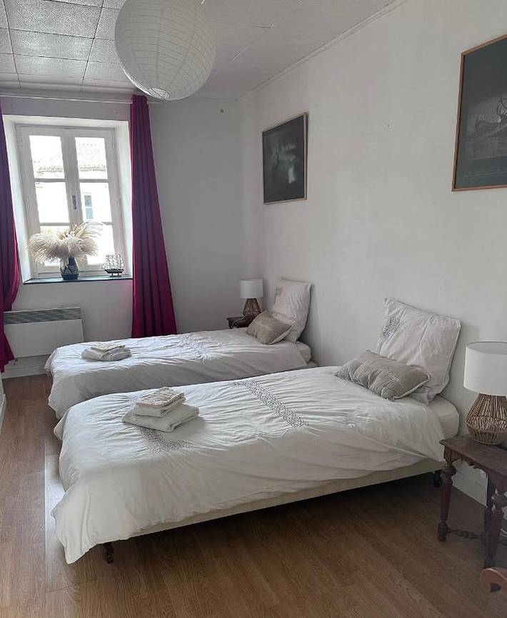 Maison de campagne pour 6 personnes, avec jardin à Étusson - 2