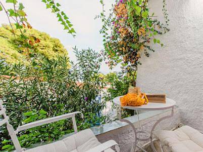 Maison d’hôte pour 2 personnes, avec jardin et terrasse dans Égine - 4